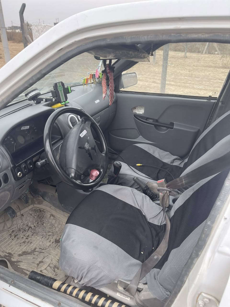 سلام عليكم سيارة سايبة موديل ١٦سيارة خير من لله كير مكينة تبريد تدفئة كلي بلادي سيارة بدون ضربة بس مصبوغة حزام اثر الزكات تخم تاير جديد. خط بيض  صدر مامي خلفي جديد بيضة شاصي من جهت سايق فطر صغير ومعمر بلاد مكان دورة هور رجب ***********سعر خاص
