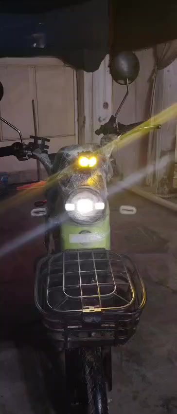 بايسكل شحن حجم 20 للبيع فقط بطاريات ضعيفه سعر 160 بي مجال للشراي فقط
ضد الماء
بلوتوث
شحن هاتف
اشارات
ضوء ناصي عالي وضوء اصفر
بصمتين سويجين


**إذا كنت صاحب هذا الإعلان وتريد حذفه لأي سبب، رجاءا أرسل رسالة إلى الدعم الفني**