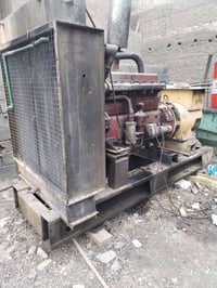 للبيع ثنين مولدات سكانيه ١١٣ وحده ستندر بيه بخار ٨٨توليد ٢٥٠ ستافور وا...