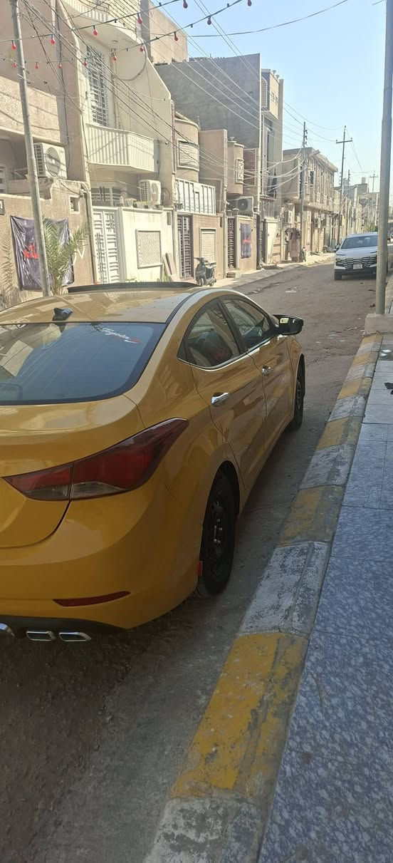 سلام عليكم
النتره 16 امريكي فول موصفات. 
سياره بين قطعه صبغ وحده 
بيه منضومت غاز 
تخم تاير 
سعر 123 بيه مجال 
مكان كربلاء 
***********
