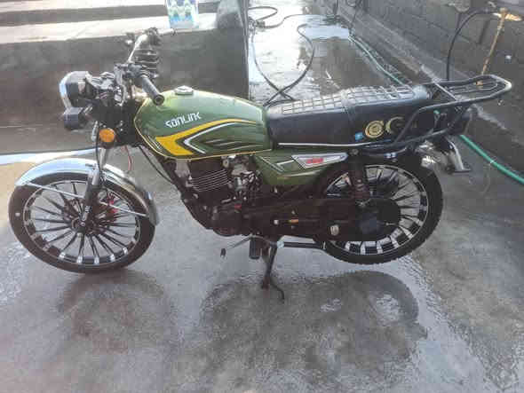 سلام عليكم دراجه موديل 25زيرو نقص دشبول  دراجه زيرو ضاقطه وزنجيل يعني بدون رجه تخبل ناعمه كلش مكاني بغداد ابو غريب قرب سلاميات سعره 800 بيه مجال حك جيه هاذه رقمي بي وتساب متواجد ***********
