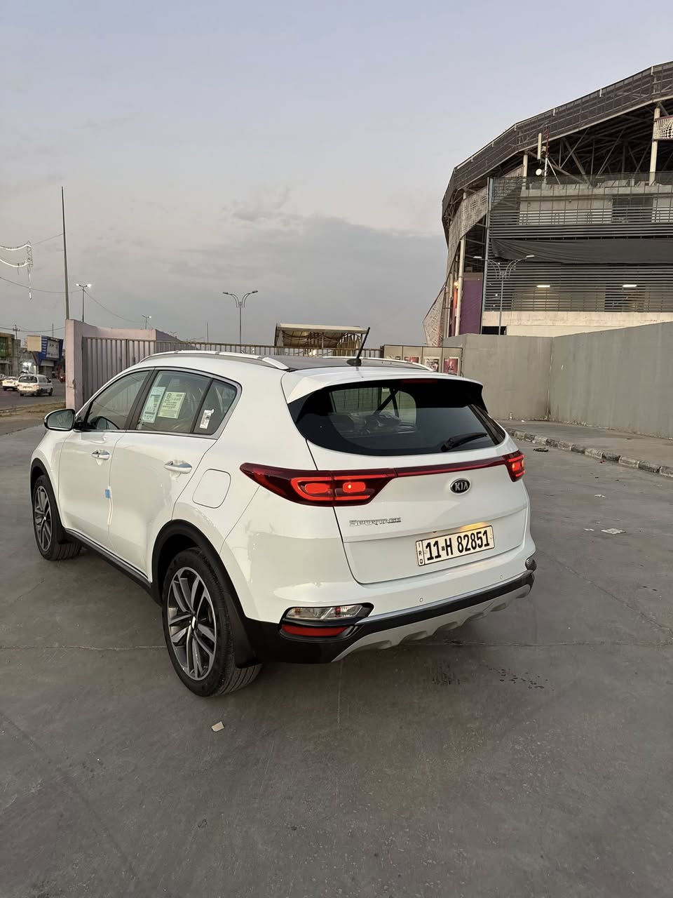 السلام عليكم   🤍🤍🤍

             🔥كيا سبورتج موديل2019.  ابسمي. 

🔹الموصفات  فول 1/1
🔹ماشيه 54 الف شرط لفحص
     خليجي.  شركة دولية
بصمة.     بنورامااا 
🔹حساس امامي  خلفي 
🔹كامره خلفيه 
🔹ويل كب 
🔹داخل  الوك جديد 
🔹هندبريك بصمة 
🔹شاشه متصله 
🔹تحكمات ستيرن 
🔹٣ وضعيات قياده 
            السعر.   192$

 الاستفسار   ***********
مكان سياره بغداد
