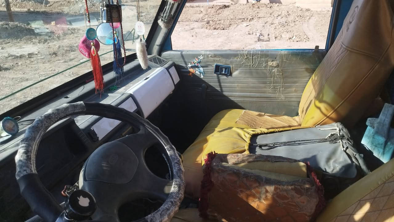 كيا بنكو موديل 96 سنويه ساقطة السياره ب اسمي تحويل ثاني يوم السياره مكفوله كفاله عامه من كير ومكينه وأكسل وشاصي وعيبهة الوحيد مضروبه باج بالشاصي والباج ما ياثر لان وره التاير الخلفي يعني ما عليه ثقل السياره مجفتة قبل 10 ايام ومعمره لأخر حباية وما بيهة اي نقص 
سعر السياره 55 وبيهة مجال قليل 
📞 ***********
📞 ***********
