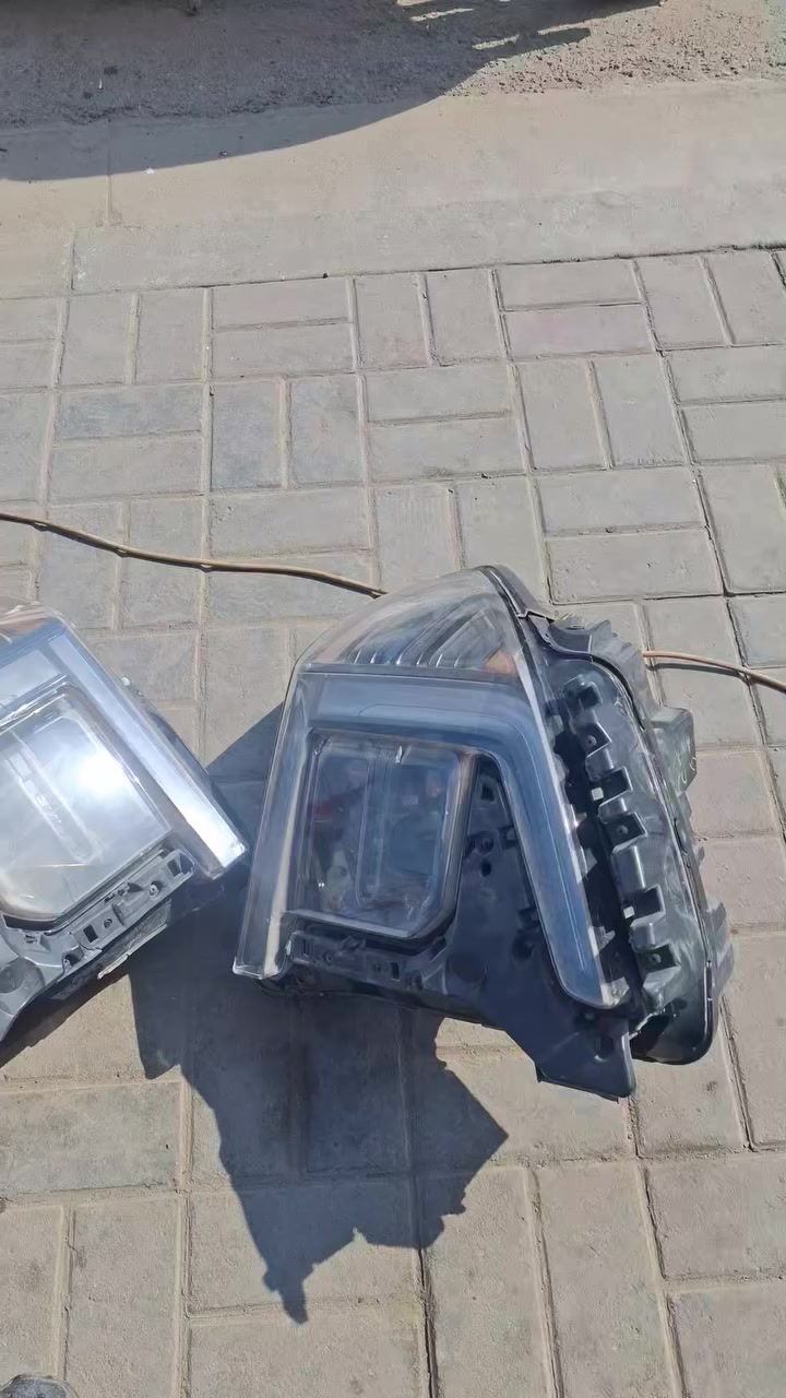 سلام عليكم ماصدات جمسي سيرا ٢٣ للبيع ***********
