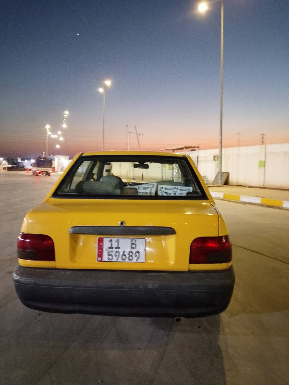 سلام وعليكم سايبه موديل ٢٠١٢ رقم بغداد نكليزي بسمي مصفره هيئه مرور سياره جديده كير مكينه حداديه تبريد ثلج مكفولة شواصي جدد تخم تاير مابيهه نقص ابد   مكاني بابل كرنيش.  سعر  ٢٨ وبيها مجال   ***********

