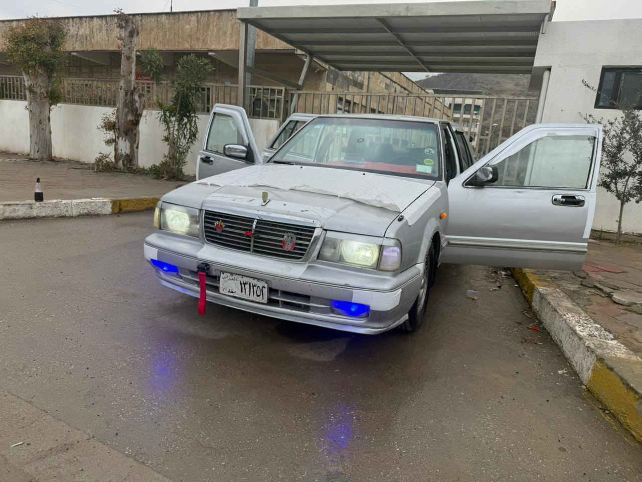 سدریک ٢٠٠١ 
ئاڕمی سلێمانی
گێڕ عادیەو گێڕو مەکینەی بەشەرت مەکینەی تازەیە دەعم و لێدراوی نیە پێش و پشتی کەپسە تەبرید ساردوگەرم  وشاشە ئایپادە جام کارەبایە بۆیاخی نیە . 
شوێن قەزای دوکان
سعری ٤٢ وەرەقەی معامەلە .گۆڕینەوەش ئەکەم 
*********** دخان, السليمانية
