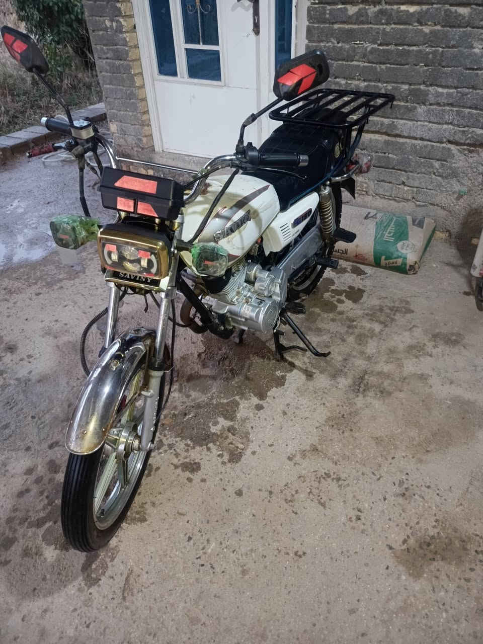 السلام عليكم لبيع دراجه ايراني محدثه 24 حته المحرك مبدل 24وعليه ختم دراجه خير من  كهربائيات شغاله بيهه نقوصات قليله مكان الحسينيه مال الراشديه عارضها 600وبيهه مجال قليل هاتف***********
