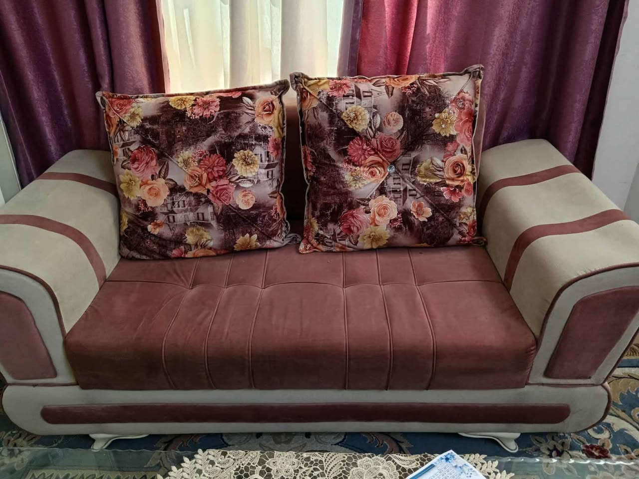 تخم  ١٠ مقاعد نظيف مابي اضرار
السعر ٣٠٠ 
البرده ٢٥ 
الميز الوسطي ٢٥ 
بابل بكرلي


**إذا كنت صاحب هذا الإعلان وتريد حذفه لأي سبب، رجاءا أرسل رسالة إلى الدعم الفني**