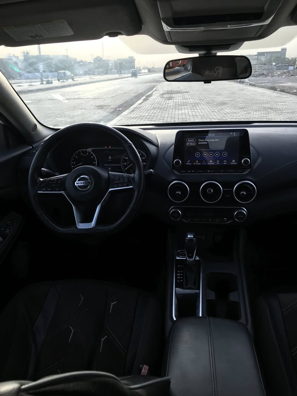 نيسان سنترا 2021 وارد أمريكي حادثها 3 قطع بنيد وجاملغ خلفي وجنطة سونار بالمنشور ماشية 57 الف فول مواصفات عدا الفتحة السعر 135 وبيها مجال عنوان بغداد رقم موبايل ***********
