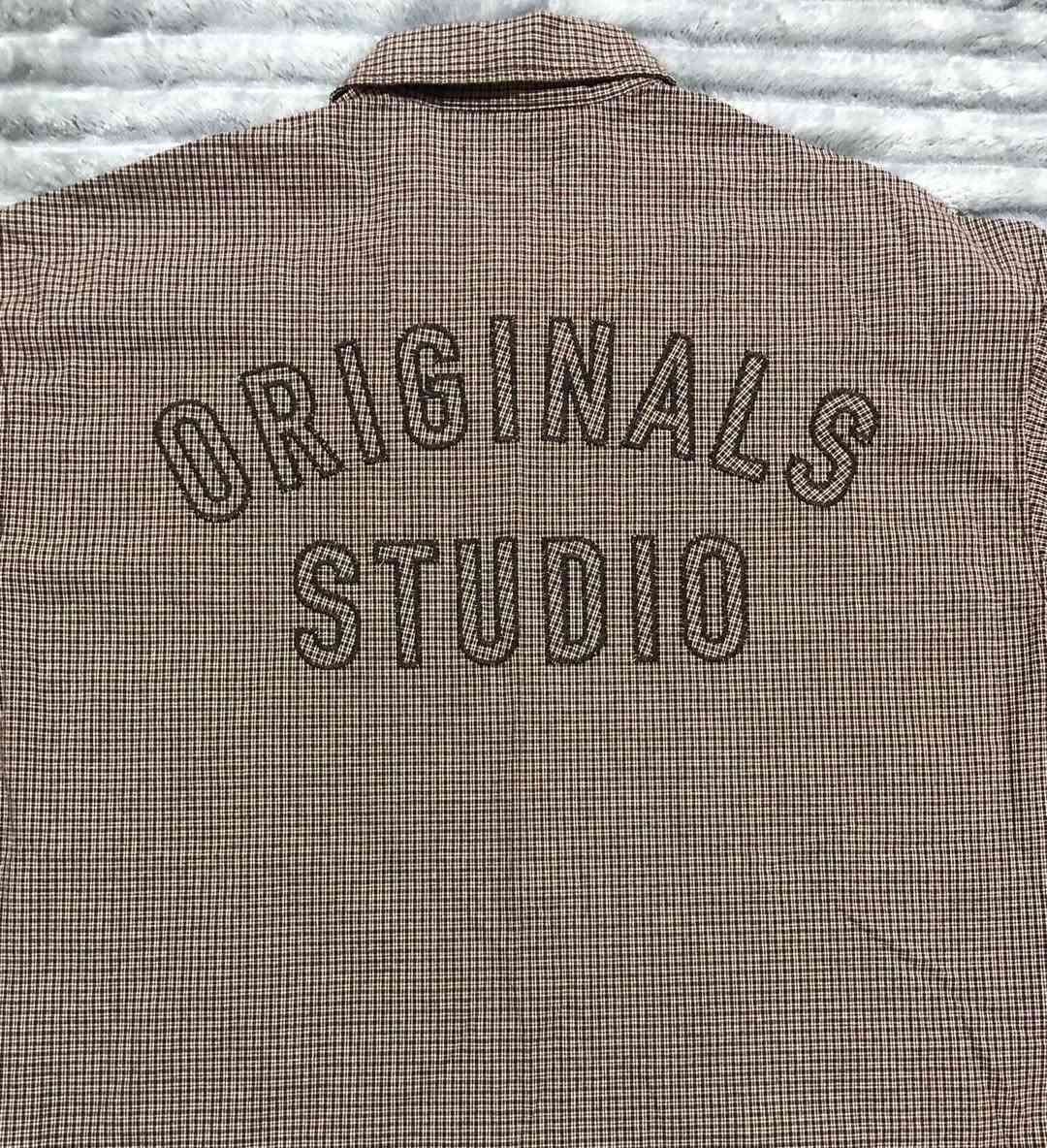 قميص ماركة JACK & JONES غير مستخدم قياس L عرض الصدر 63 - الطول 70 الخامة بهاري  السعر مناسب


**إذا كنت صاحب هذا الإعلان وتريد حذفه لأي سبب، رجاءا أرسل رسالة إلى الدعم الفني**