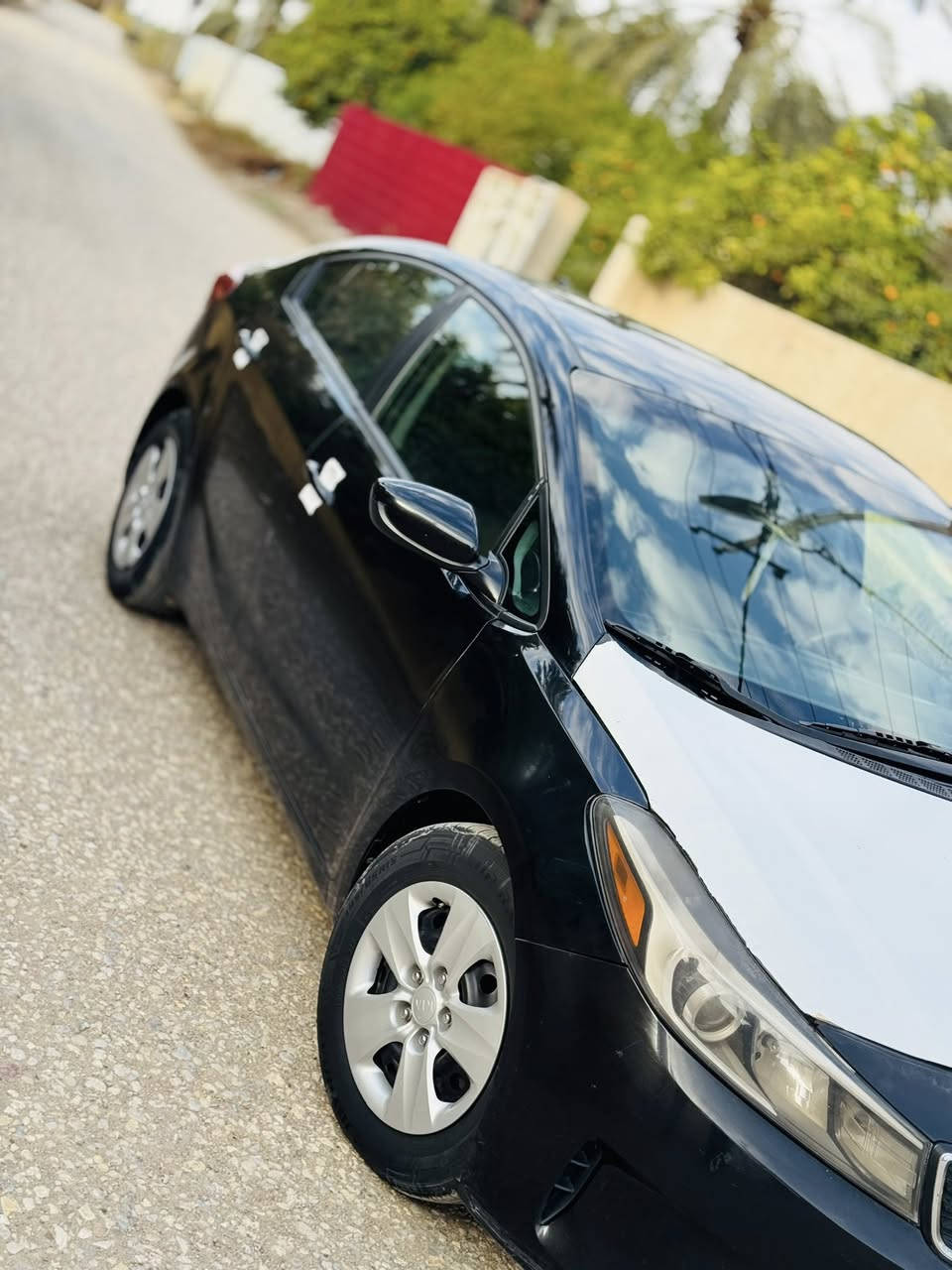 فورتي امريكي 2018
بيه قطعتين جاملغ و بنيد فقط 

سياره حلوه وجاهزه 

محرك وكير كفاله 

سعر ١١٢ وبيه مجال 

***********
