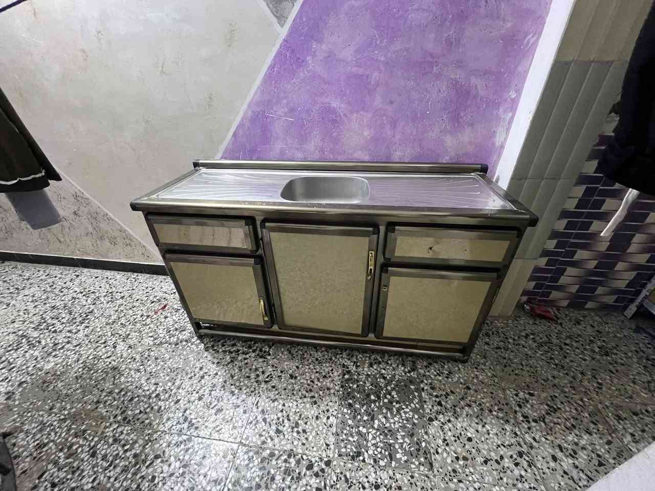 اللبيع مكاني بغداد الجديده 300 الف ***********
