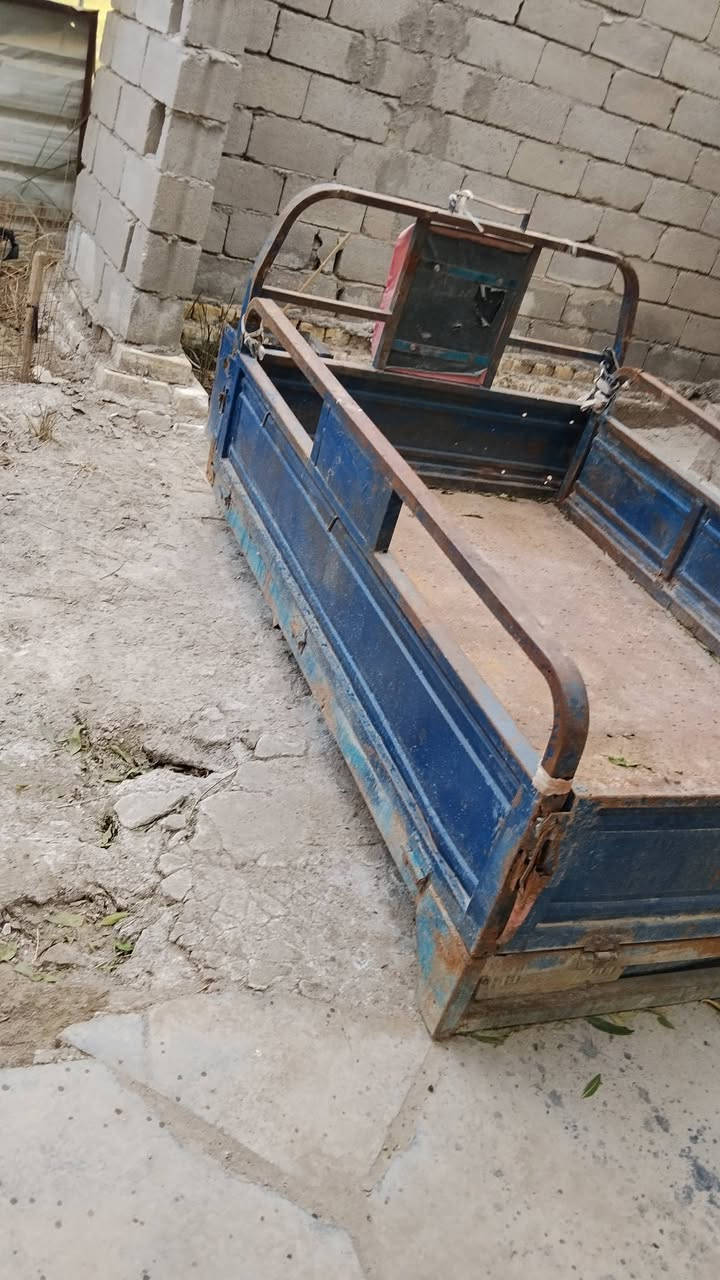 سلام عليكم بدي جمره للبيع سعر 200وبي مجال رقم انتصال ***********
