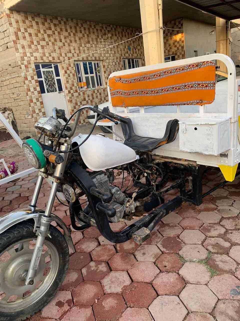 ستوته ام تي ار ... رقم اسود وسنوية ( ابيع كوم حديد كوم حديد ) كهربائيات سلف لايت كله شغال . مكينة نظيفه . تايرات نظيفه . بدي نظيف حصيرة مابيه خياس .. السعر 750 بيه مجال .. العنوان الكوت الدجيلي ***********
***********
