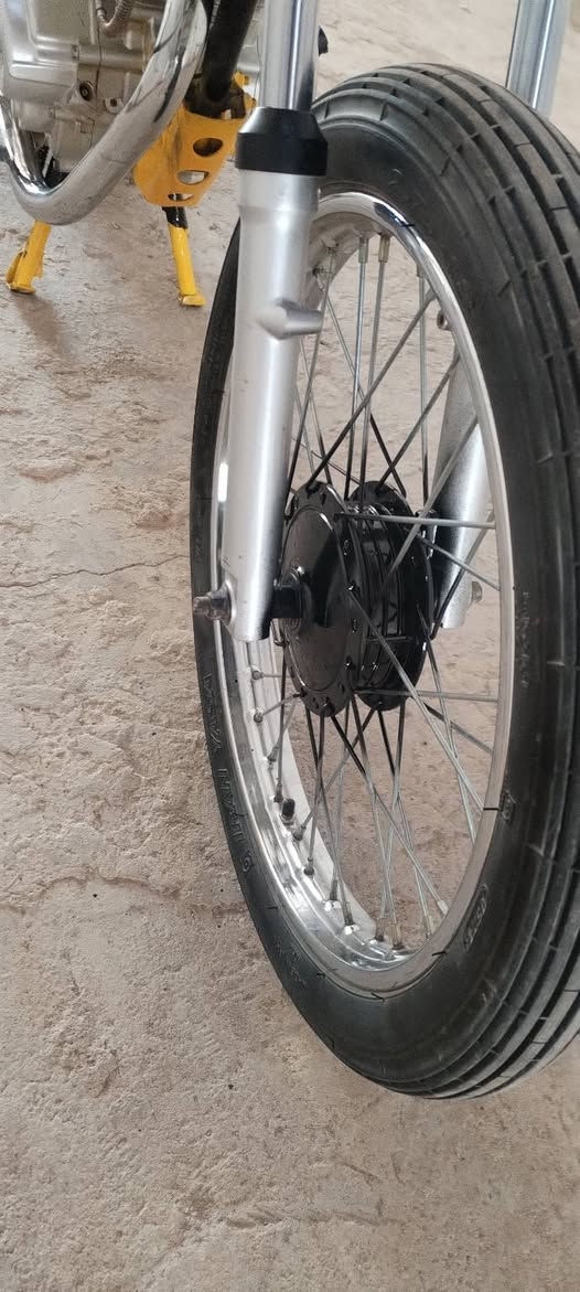 سلام عليكم شباب دراجة اربع كير  (كلك كلك اكيفلك من السرقه عشاريه).  محرك 2024 نامه اصلي مكفول وشاصي ارشه 2018 مكفوله كهربائي كله شغاله دراجه ماعايزه برغي شغل وتطلع كله فول السعر او مراوس حسب القناعه لوو ازودك لوو زودني السعر 450 وبيها مجال الخاص مفتوح تصل على رقم *********** واني خادمكم 💙♥️ المكان الديوانية
