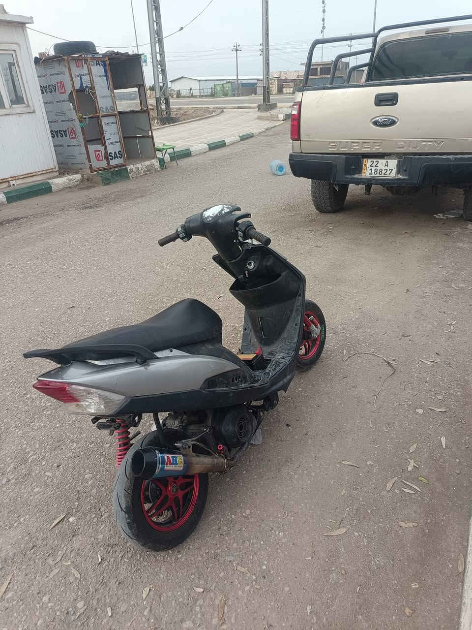 ماكس عدله نضيفه
سلام عليكم ماكس عدله نضيفه بوشه 55 شلعه او معدل تاكل الكاع كلشي ما ناقصها بس الكابريتر تنضيف او تبديل كامله مكمله 

السعر550 او بيه مجال 

العنوان ميسان ابو شطيب 

تواصل ***********
