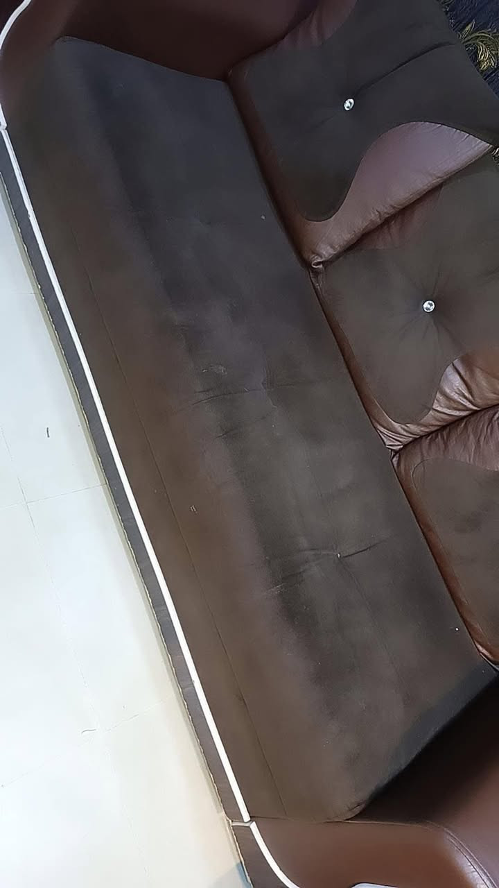 طخم نضيف للبيع 7 امتار السعر ب150 قفل الي يريدو  يكتب تم


**إذا كنت صاحب هذا الإعلان وتريد حذفه لأي سبب، رجاءا أرسل رسالة إلى الدعم الفني**