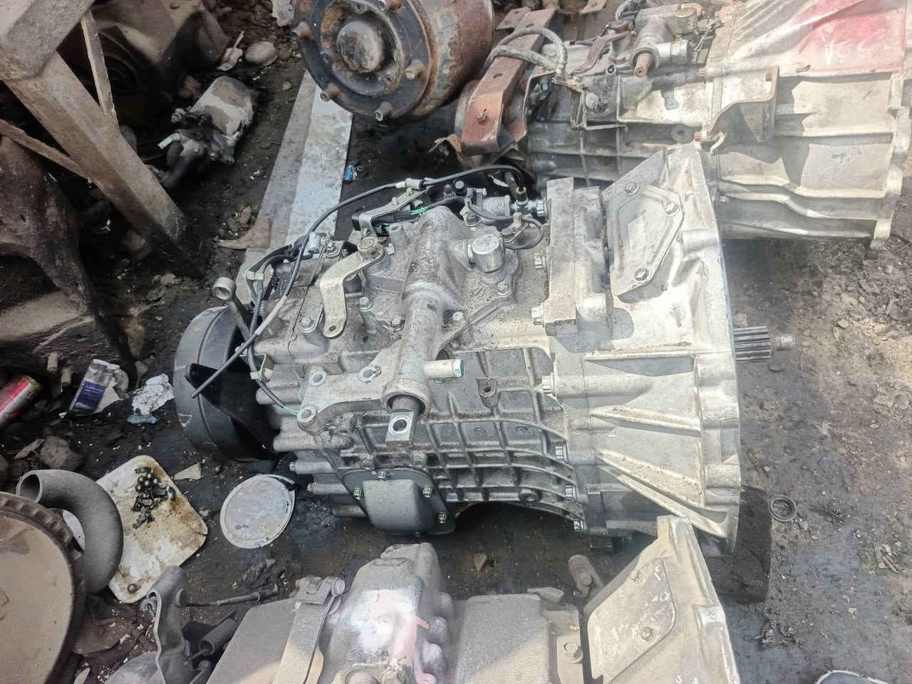 بسم الله الرحمن الرحيم
على بركت الله تم وصول ادوات وارد يابان هينو فوسه كنتر نيسان ازوزا بغداد جرف النداف داخل كراج الرسول
‏‪***********‬‏ (حجي علي)
