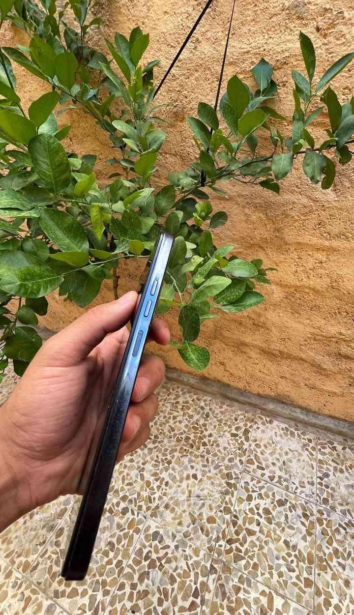 السلام عليكم 
موبايل TECNO POVA 5
ذاكره ٢٥٦
٢سيمكرت دبل
مبدل شاشه أصلي شرط 
لون نيلي💙
سعر250وبي مجال للطيبين
مكاني موصل 
التواصل خاص 
او الاتصال ***********وبي واتساب
