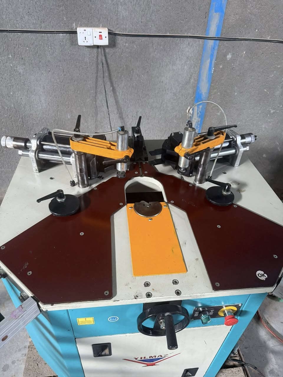 بريس المنيوم نضافه فول ***********
