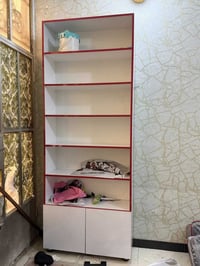 رفوف • ارتفاع ٢٤٥سم • عرض ٩٤سم