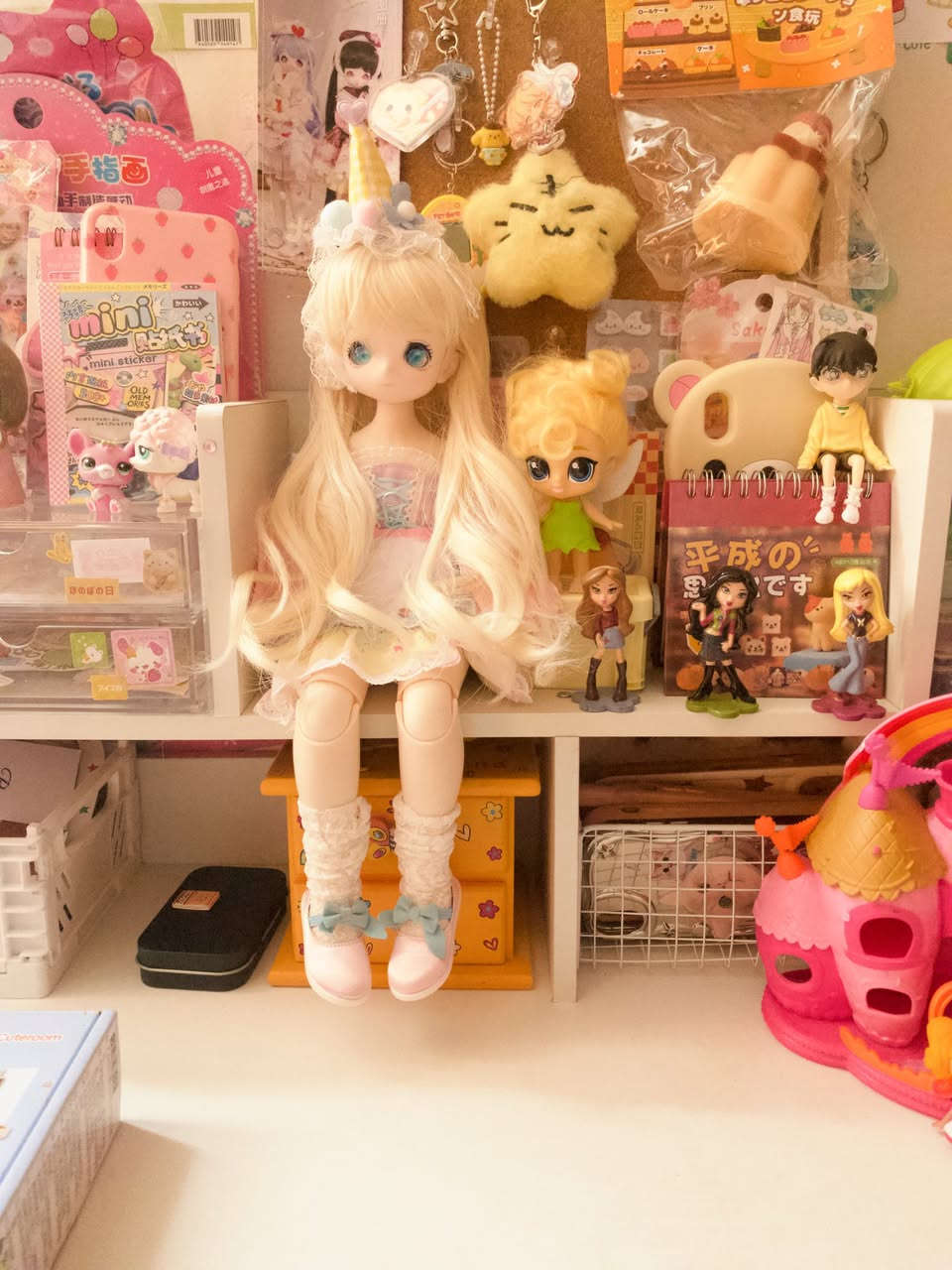 انمي اصلي من شركه دريم فيري حجم كبير جدا 45cm باروكه اصليه وراس مغناطيسي مع بوكس وكامل الملحقات تتغير الباروكه ووياها هديه باروكه اضافيه السعر 120 غير قابل للتفاوض هذا سعرها الحقيقي


**إذا كنت صاحب هذا الإعلان وتريد حذفه لأي سبب، رجاءا أرسل رسالة إلى الدعم الفني**