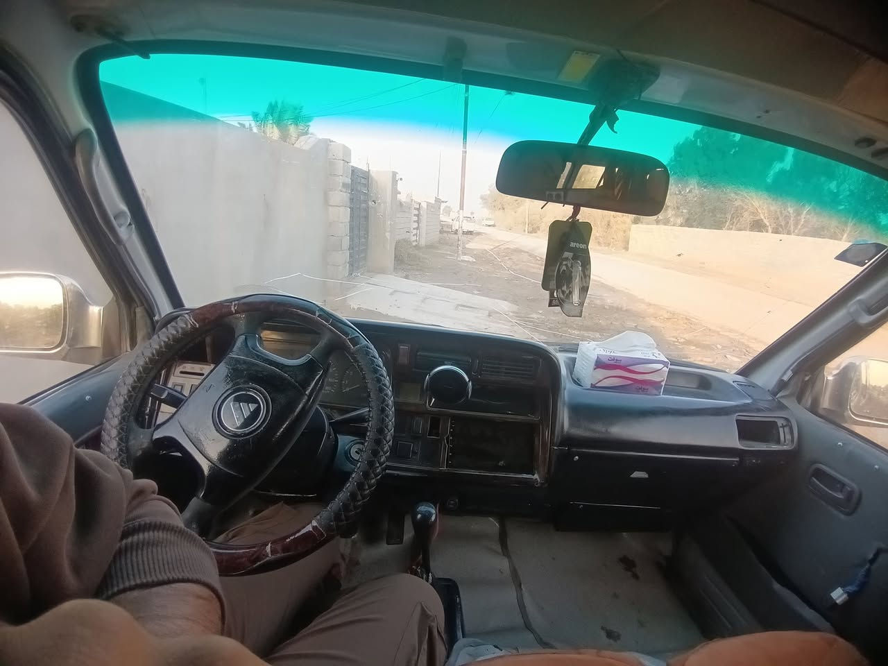 ليكم فتون موديل 10 حره تحويل مباشر سياره جاهزه مكفوله گير ومكينه جديده حاويه واكسن بالباكيت
حداديه صدر واخير جدد ناكتهن نكت تايرات جدد 4 سياره جاهزه مجهزه برغي ماذب عليها گبل للشغل سعرها 45 وبيها مجال حگ الجيه *********** اتصل وبيك خير ودلل مستعجل على بيعها الله يشهد احلى من الصوره مكان السياره ذي قار
