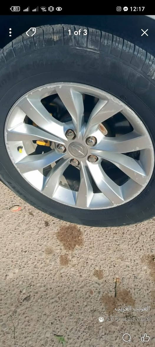 السلام عليكم
ويل مكسيكي اصلي زيرو ما مشدود على سيارة   مكفول من العواج   بيهة تايرات جدد 

و موجود ويل حجم 17 هم مكفول من العواج و الحيم  وبي تايرات نص عمر 
وشرط الفحص 

الاستفسار  *********** موجود واتساب
