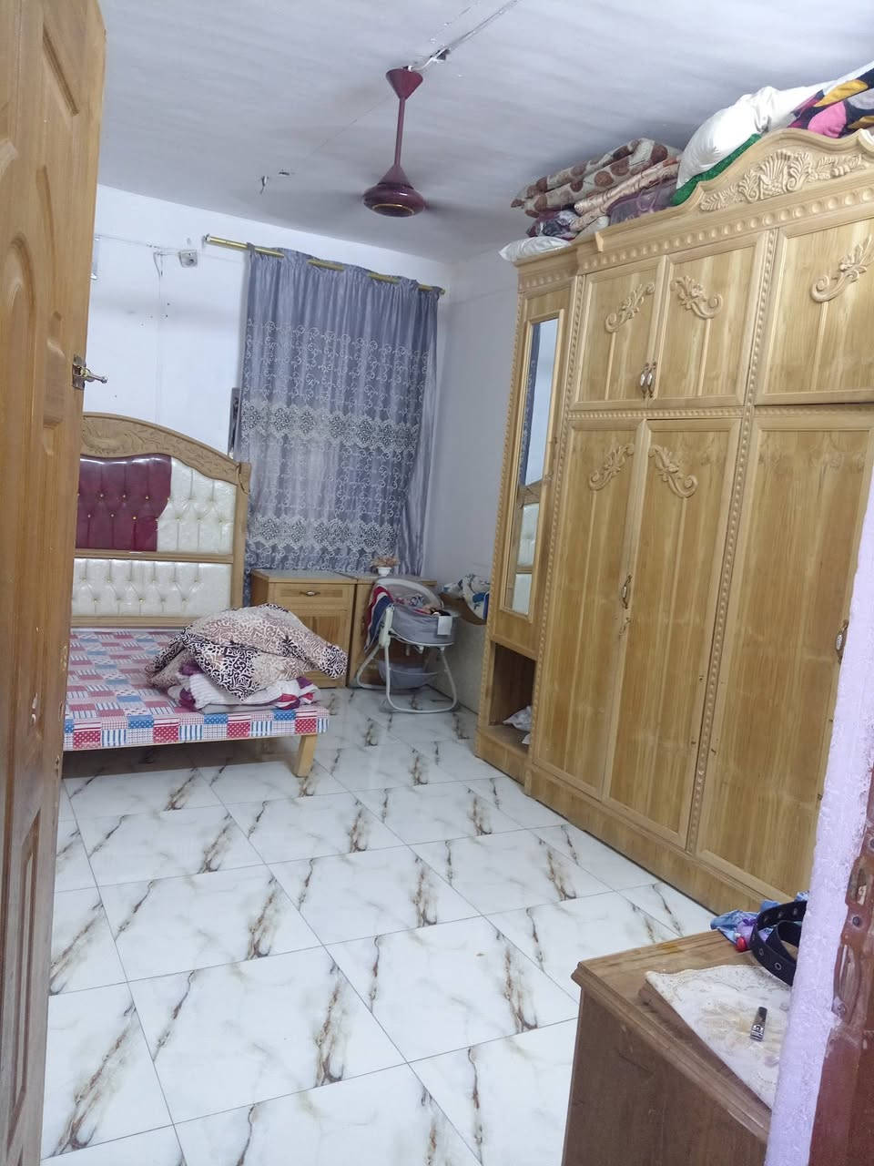 ،سلام عليكم البيت للبيع مساحته 150متر طابو صرف البناء جديد طابوك واجهه 7ونص والنزال 206غرف نوم وباقي التفاصيل واتساب اتصال ***********
