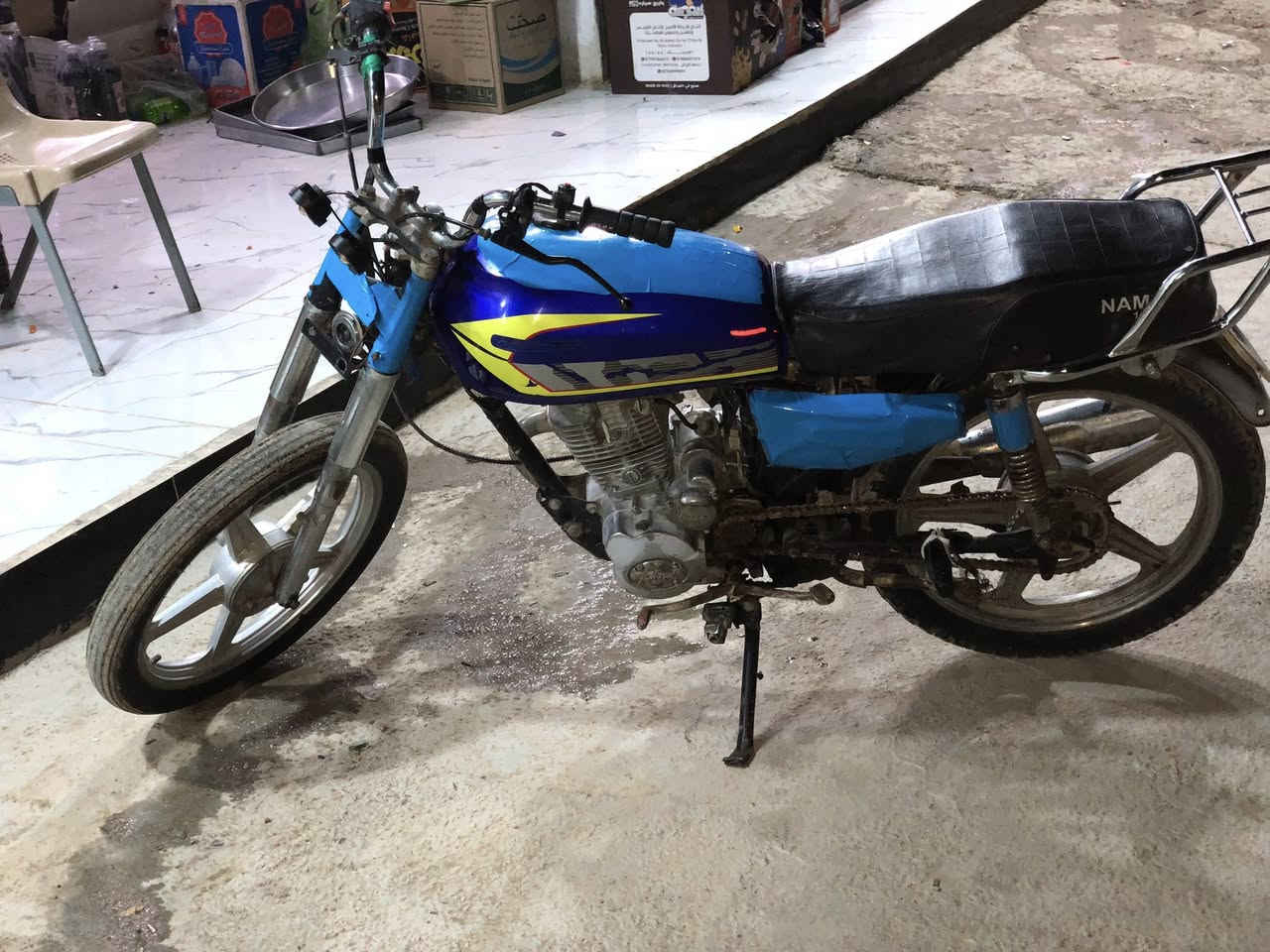 سلام عليك دراجه رياضي للبيع لايت شغال  بدون اوراق مكاني لعقوبه تقاطع القدس  ***********
