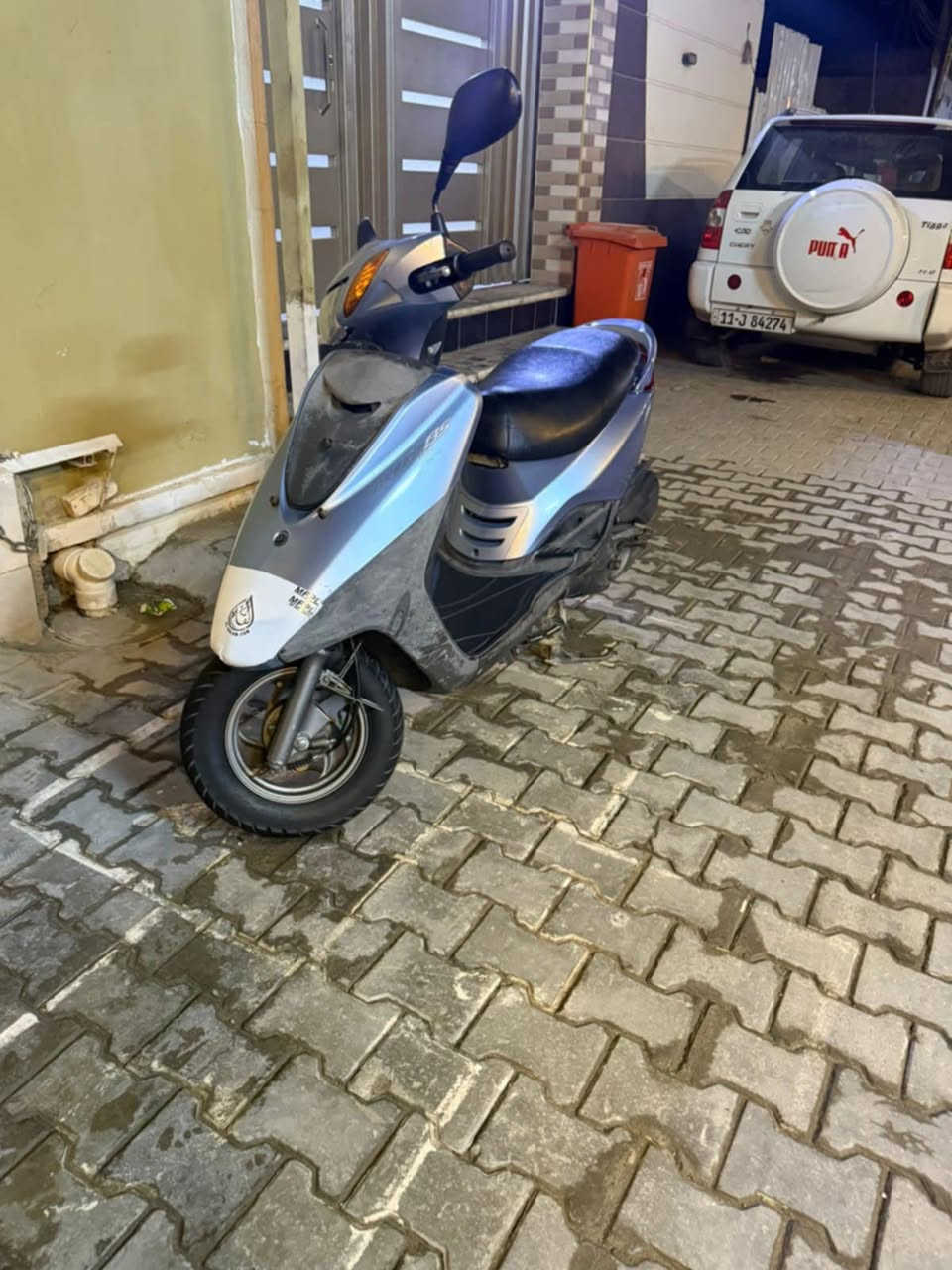 السلام بريز لايت عالي كابريتر للبيع دراجه بحاله الوكالة تتعب من تكول عليهة نضيفه  صارلي شهرين من منزلهة من المبه كلهة ختم واحد من الطول للطول مكفوله كفاله عامه كفر ومكينه برغي واحد ممفتوح بيهة شغاله بأي وقت سلف وهندر شرط نص نكره مكاني بغداد الكريعات للاتصال على هذا الرقم ممتواجد خاص ***********
