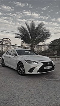 ⸻  🚨🔥 – للبيع فقط Lexus ES 300h فل أوبشن 🔥🚨 وارد امريكي حادثه جاملغ وب...
