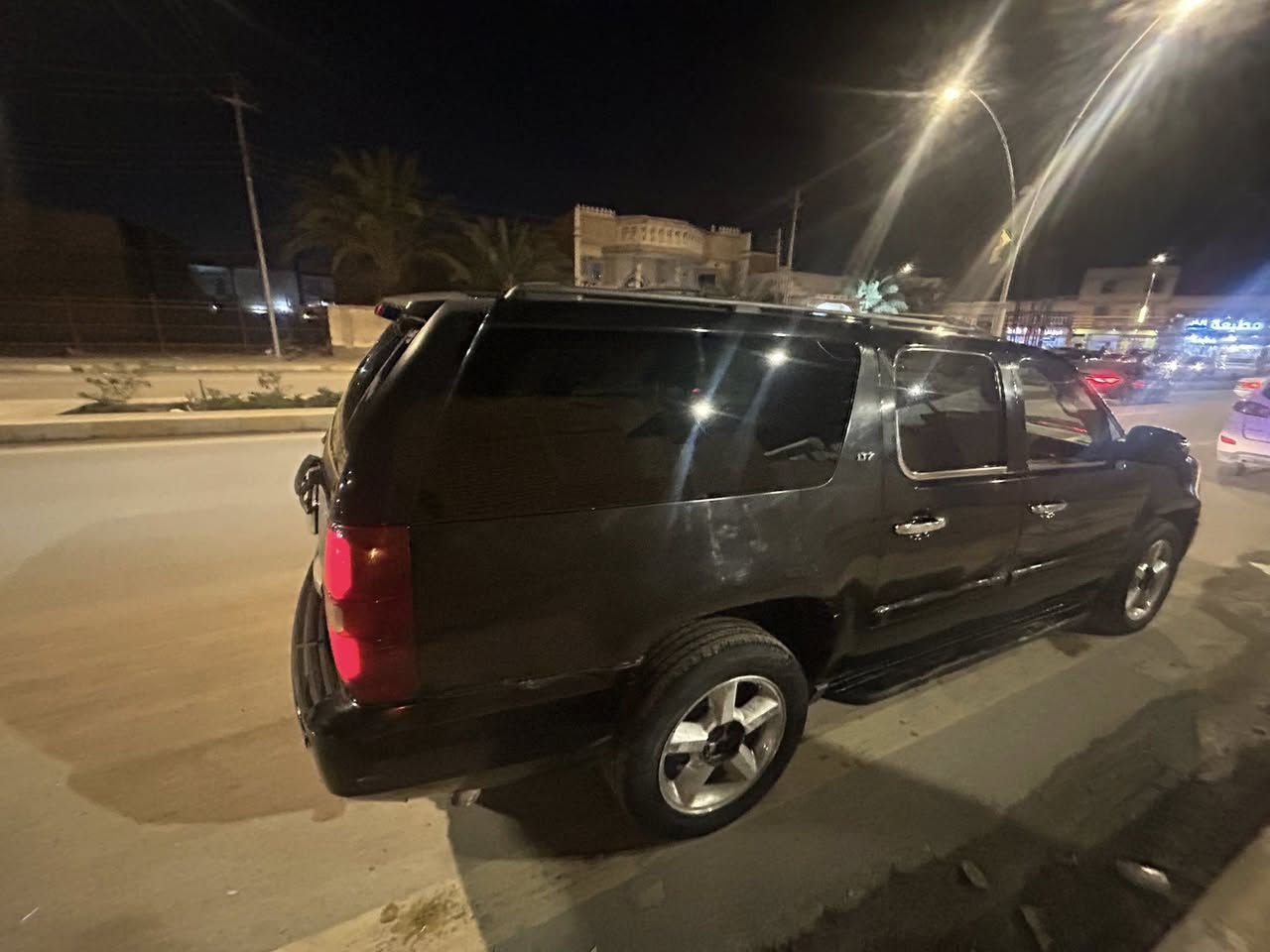 تاهو طويله سوبربان موديل 2010 سياره متوم أربيل إنكليزي شرط سنويه جديده سياره جاهزه تبريد كير مكينه ناعمه نكره سلف فقط بيه لاستيك ولف يعني تنقص دهن بس مكينه كفاله شرط 180 سياره كامله حداديه وتبريد كفاله من الكص سعر 65 مكاني ناصريه مركز رقمي *********** سياره فول ltz
