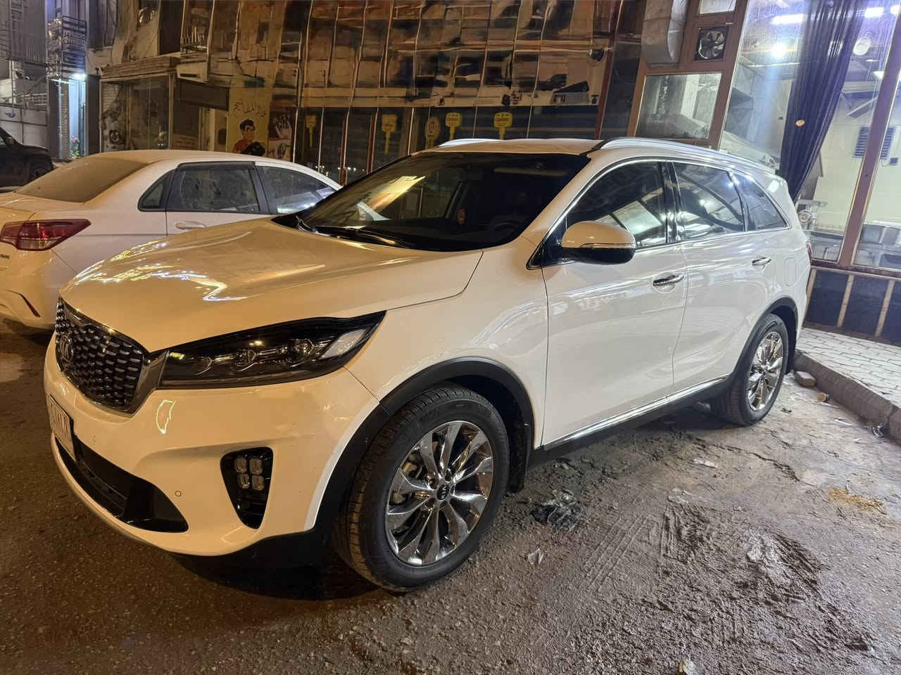 السلام عليكم
سورنتو 2019 خليجي باسمي رقم بغداد  
بصمة
6سلندر 
3عدسات 
مري شفط
صندوق كهربائي
3 قطع تبريد 
حساسات امامية وخلفية 
4 وضعيات قيادة 
Auto hold
بيها بارد موضح بالسونار
السعر 240 ورقة 
للتواصل***********
مكان النجف الأشرف
