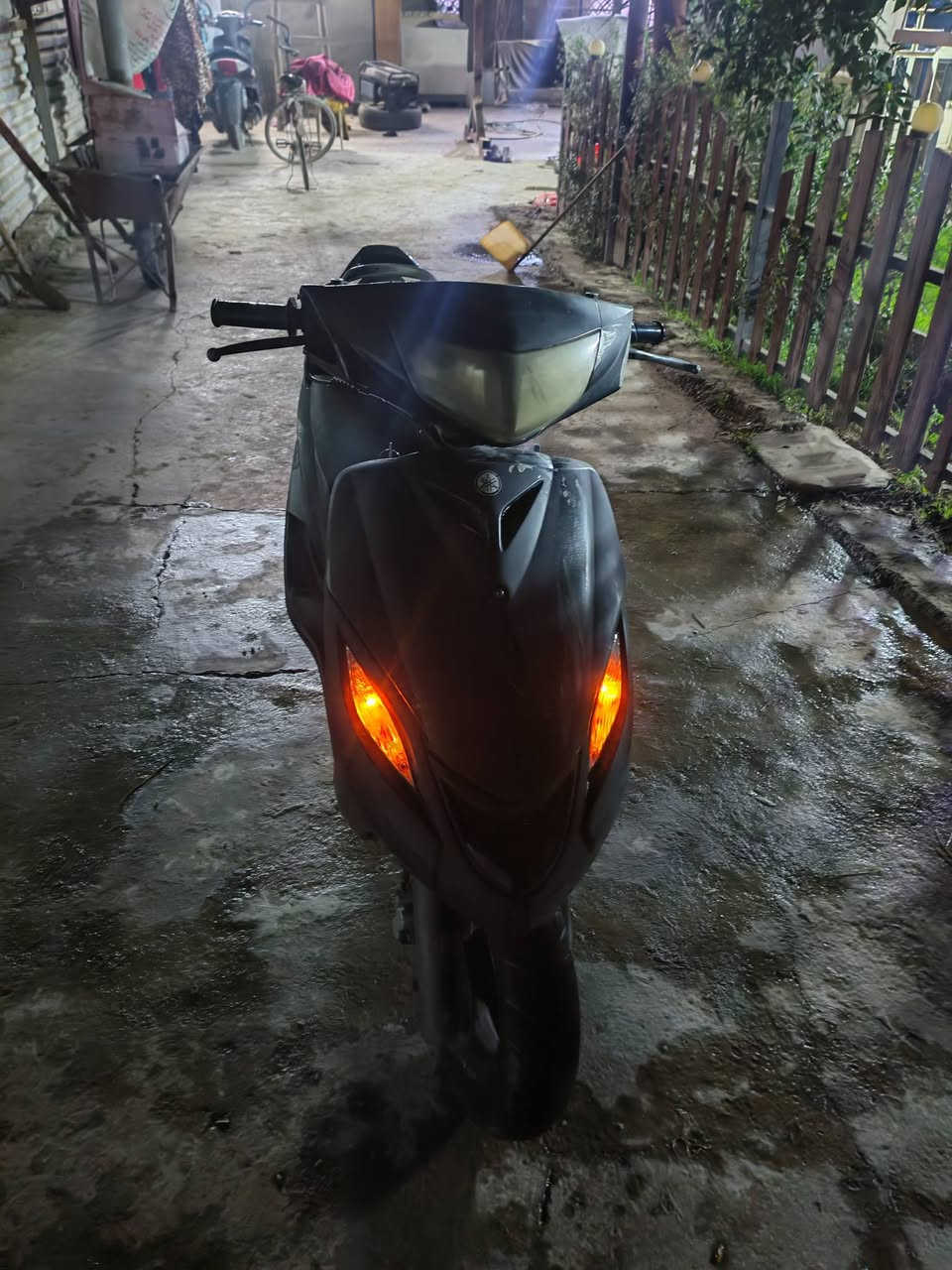 ماكس 140
دراجه رمبه شلعه ومعدل كسر بجمع الدراجه جديده
اللون الاسود 
دراجه مكفوله 
السعر 600 وبيها مجال
للتواصل واتساب***********
 او ع خاص
