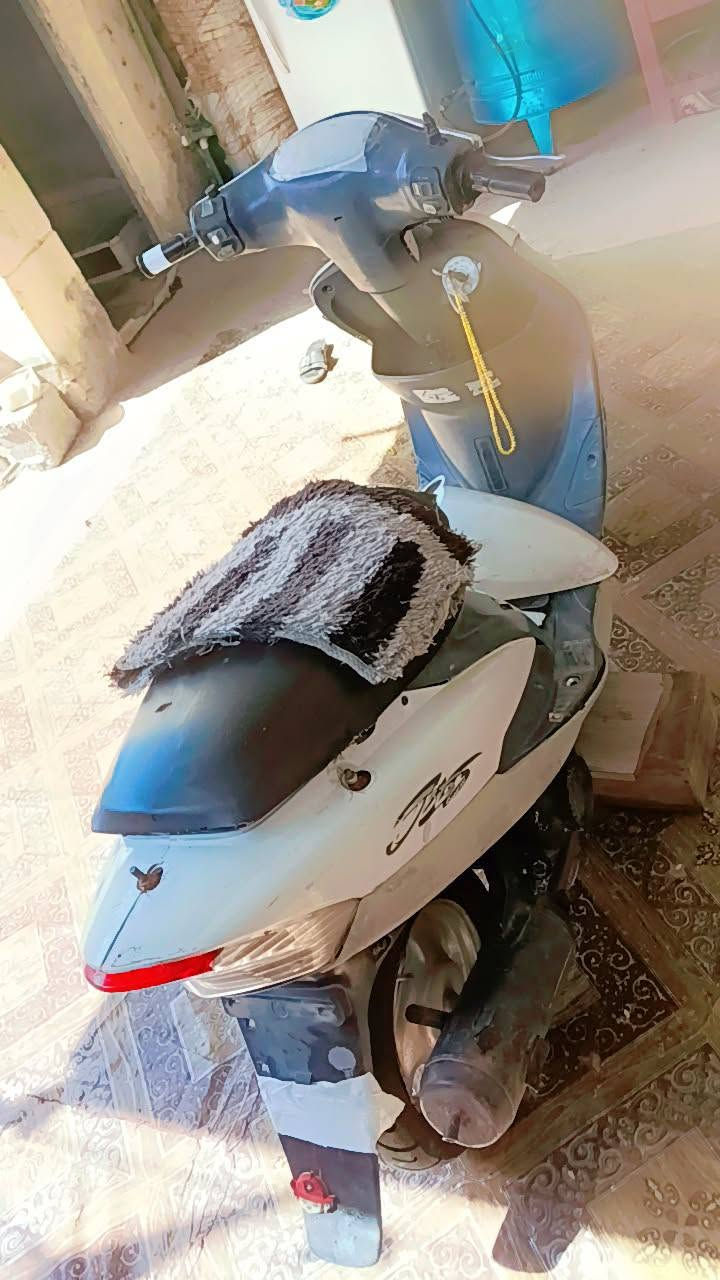 عيد نشر بسبب لوعود كاذبه لي مو شراي لا تراسل فدوه
سلام عليكم ماكس منغولي دراجه عطله كابريتر وبيه كم نقص نواقصه بصيطه لحيه و سوبايه تاير خلفي بنجر بيع طافي دراجه طيك وياهه كفره كامل مكينه مفتوحه مره وحده بوشه 49مكينه كفله مابيهه شي جماعت 200فدوه لحد راسل ولا اكو مراوس واطي فرق مكاني ديوانيه حي لعسكري


**إذا كنت صاحب هذا الإعلان وتريد حذفه لأي سبب، رجاءا أرسل رسالة إلى الدعم الفني**