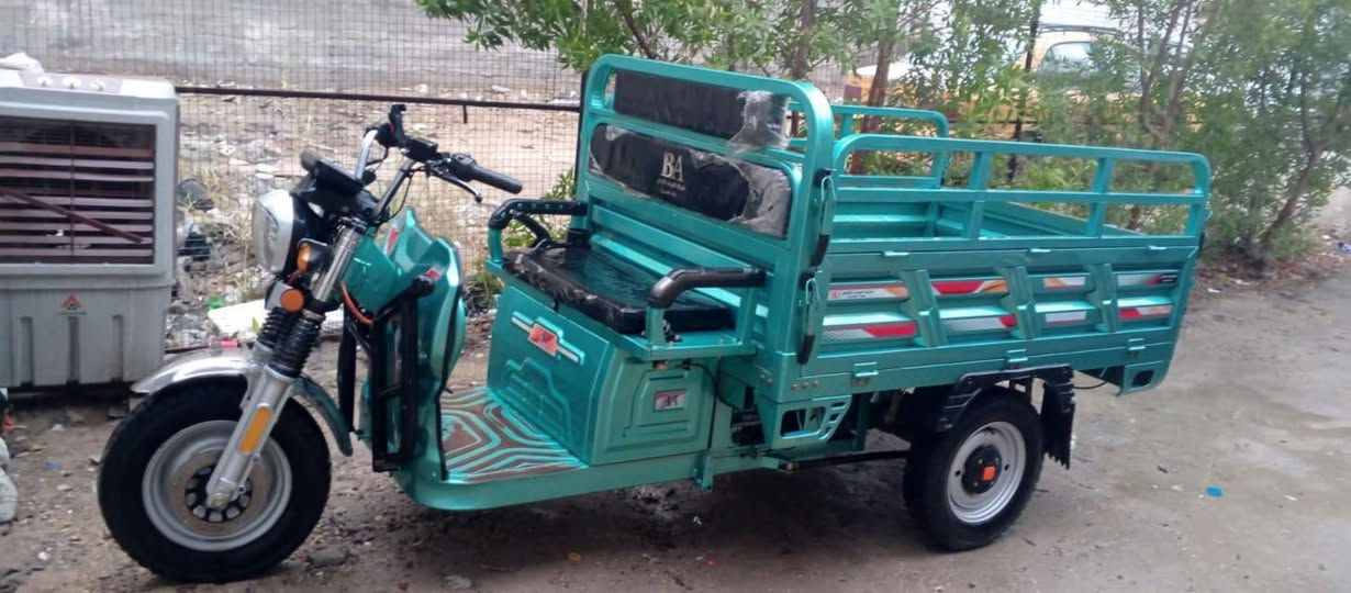 السلام عليكم ستوته للبيت نظيفه كلش بيه شغلتين الشغله الاوله البطاريات مالته منفوخه بس مماثره عليه وبطارياته الاكبارمو الصغار 
النقطه الثانيه الجعمقه مالته مفلشه متكلفك 175 وانطي ضمان بكلشي بيه السعر 1مليون ***********
مكانه بغداد الغزاليه
