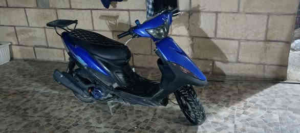 ماكس عدلة 120
دراجة طالعة بشهر السابع 

صالنصة رياضي FM

بلادية مامفتوحة

ضررها شخط بل كفر الخلفي فقط مثل ما موضح بل صورة 
 اوراق كاملة 
سعر 1050  رقم ***********
