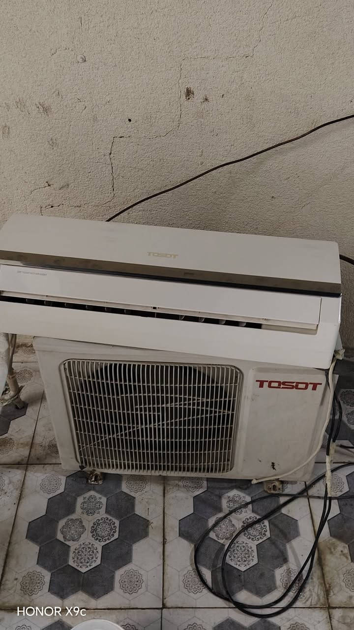 السلام عليكم
سبلت طن واحد للبيع TOSOT
سعرة 185 وبي مجال شرط ثلج
للاستفسار ***********
