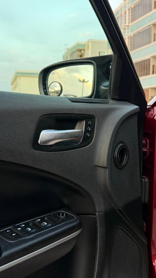 السلام عليكم اخوتي
جارجر موديل 2019  تو ويل (sxt بلاص)فول للاخير 

السياره مكفوله كفاله عامه شرط الفحص (داخله تقرير تعمل وتسير من امريكا بدون قطره ماي شرط ) السياره برغي مامفتوح بيها ابد

السياره فول مواصفات للأخير (فتحه/كراسي جلد وكهرباء/ خزن ميموري/ كراسي تدفئه تبريد امامي خلفي وستيرن /وباقي مواصفات الفول المعروفه ) السياره جدا جديده ماشيه (100m) فقط رقم بغداد تحويل 
السعر عند الاتصال رجاءآ / مكاني بصره 

للاستفسار ‪ 
 0773 390 0538‬
غير متواجد ع الفيس بوك
