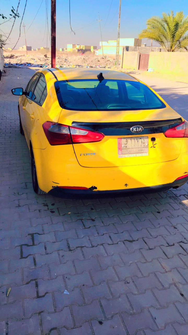 سلام عليكم اخوان مكلف بالنشر  كيا فورتي وراد امريكي حادثه امامي تبديل جاملغ وبنيد بدون دواخل مكينه بيه تبخير صدره مرتب حلو موديل 2014 مصفره هيئه وغرامات رقم بغداد بسمي مكان السياره بغداد الشعله السعر 88 وبيه مجال ***********

