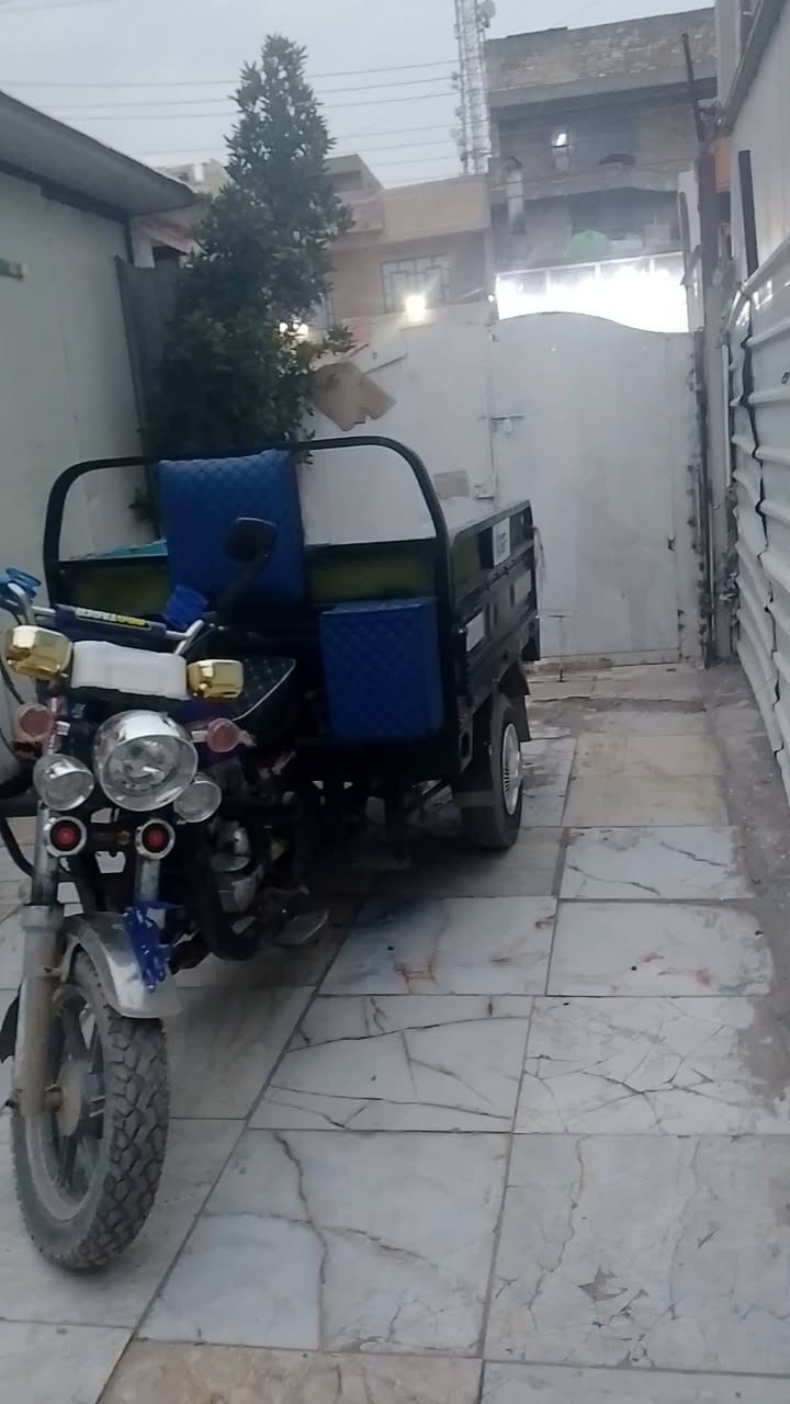 اسلام علكم ستوتة للبيع موديل 22 ستوتة نضيفة مكينة ناعمة كهربائيات كلهة شغالة ستوتة اوراقهة نضيفة السعر المطلوب 1650وبيهة حك الجية الاستفسار ***********متواجد واتساب بكاني بغداد البلديات
