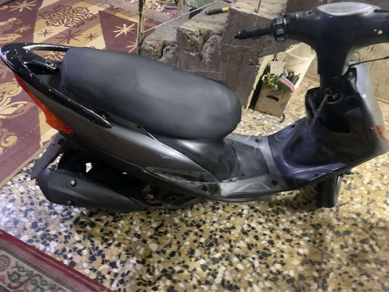 سلام عليكم ماكس عدله للبيع كهربايات كله شغاله سلف هندر محرك خير من الله ما مفتوحه بعده بلادي بوشه ٤٩ سعر ٤٥٠وبيه مجال رجاا مو شراي لا يخابر عنواني بغداد مدينه صدر حي طارق رقم هاتف ***********
