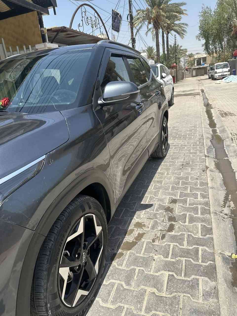 سلام عليكم
(كيا سيلتوس) موديل 2024 وارد امريكي محرك 2000 المرغوب ماشيه 21 السياره فول عدا الفتحه (بصمه+شاشه متصله+كشنات تدفئه تبريد+رادارات) وبعد بيها مواصفات،، السياره ضربتها واصله للراديتر فقططط البنيد امبدل والجاملغين راجعات بارد صور الحادث موجود اتصل وبيك خير وتدلل 
السعر 170 وبي مجال للوجوه الخيره.. اتصل***********
