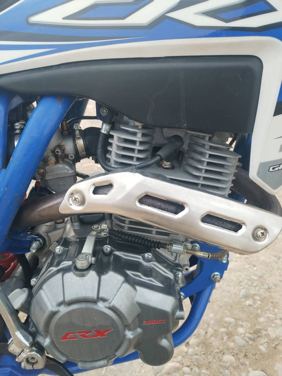 دراجه للبيع crx مكينه 300cc موديل 2025
مكفوله كفاله عامه 
بس تاير خلفي شويه ممسوح 
مكانها ديالى المقداديه 
السعر مليون و٤٠٠وبيها مجال  ***********// ***********
