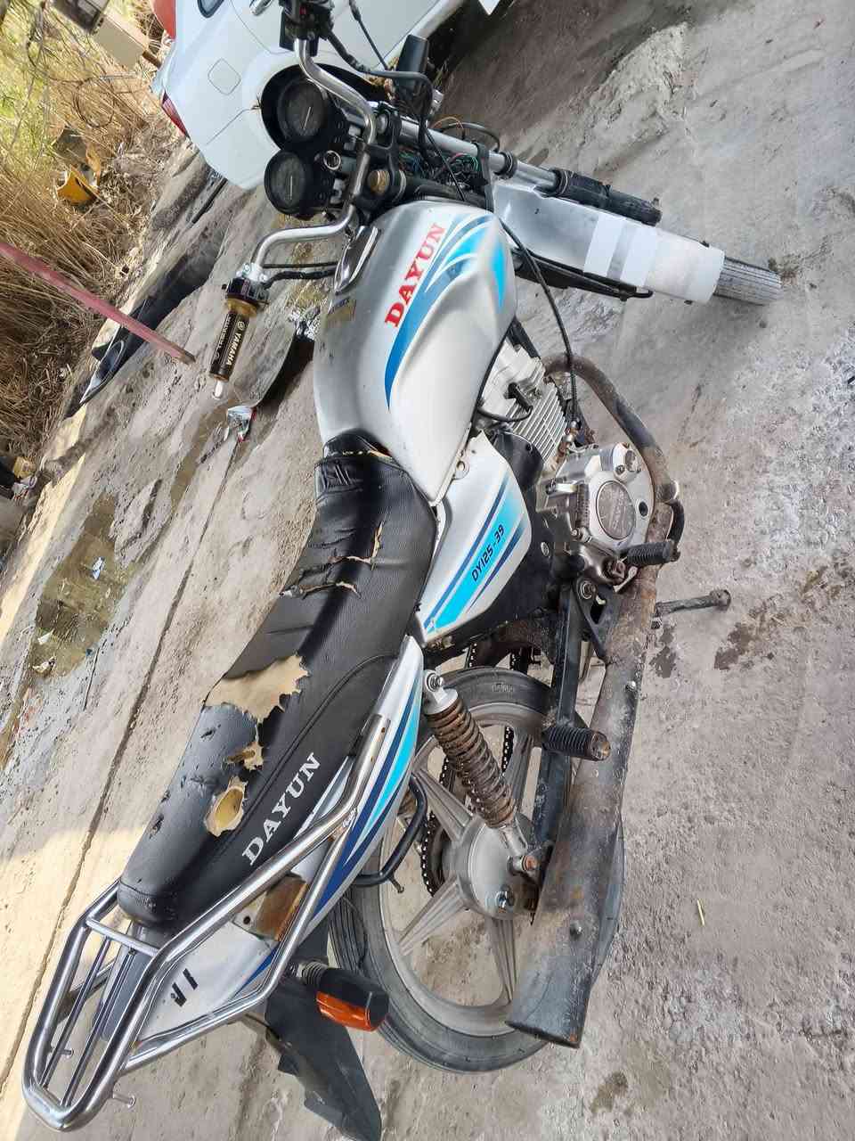 سلام عليكم  ديون عضم اوراق ستساخ مديل 2019 البيع  كلشي شخل بيه سعر 650بيه مجل شراي يتصل *********** بلبل كفل
