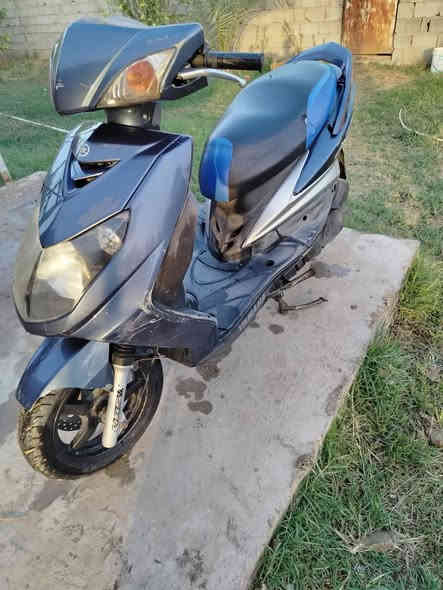 السلام عليكم
للبيع فقط بدون مراوس.
سكنز فحل نوزل خطين بلاديه وشغاله من الطول للطول برغي تجاري مابيها مختمه ختم واحد ويه المكينه الدراجه خرسه مينسمع الها صوت شغاله نكره بكل وقت تجي وتفحص وين متريد الدراجه ماشيه 17 آلف بعدها بالجيس سعر الدراجه 450 الف  وبيها مجال قليل حك الجيه مو شراي اعبر المنشور للاستفسار اتصال فقط خاص مغلق ***********
