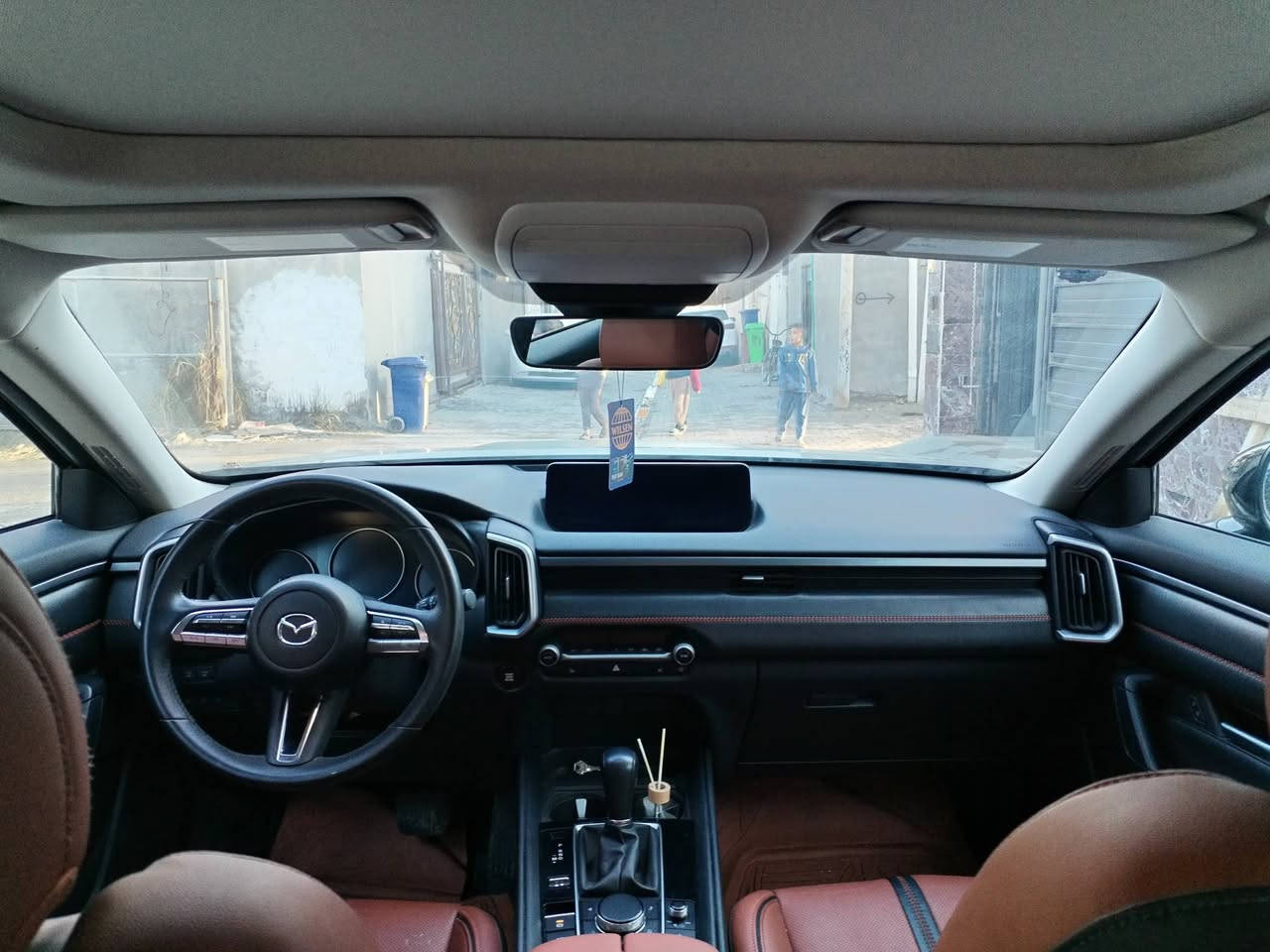 السلام عليكم ورحمة الله وبركاته
مازدا cx50 موديل 24 للبيع او مراوس باقل سعر
ماشيه 23 الف تبديل وصبغ قبق صندوق فقط 
السيارة بسمي بدون رقم صور الضرر بالمنشور 
بيها مواصفات ما يحتاج اكتبها مكاني كربلاء المقدسة 
السعر 200 قفل. اقل من سعرها  .. شباب بس كمرك بالبصرة 10 مليون والله 
أي استفسار اني حاضر ***********
