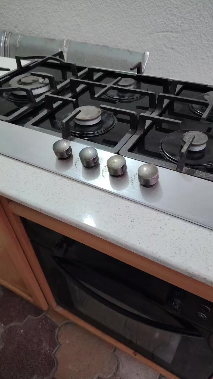 طباخ ايطالي ستعمال قليل كهرباء وغاز ومكان الاقنينه سعر ٢٥٠


**إذا كنت صاحب هذا الإعلان وتريد حذفه لأي سبب، رجاءا أرسل رسالة إلى الدعم الفني**