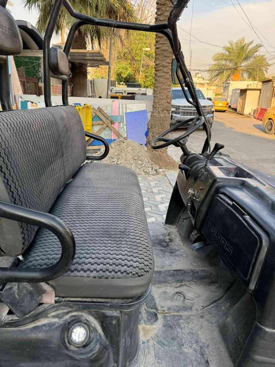 سيارة بكي امريكي موديل ٢٠٠٦
كلشي بيها بلادي 
للعلم السيارة بانزين 
السعر المطلوب ٢٥ ورقة 
للاستفسار الاتصال على 
***********
